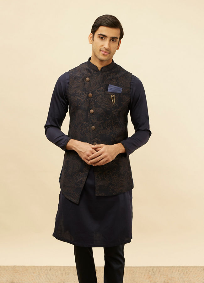 alt message - Manyavar Men Deep Blue Bel Buti Patterned Asymmetric Hem Kurta Jacket Set image number 0